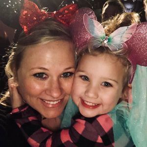 Meet your Posher, Hali